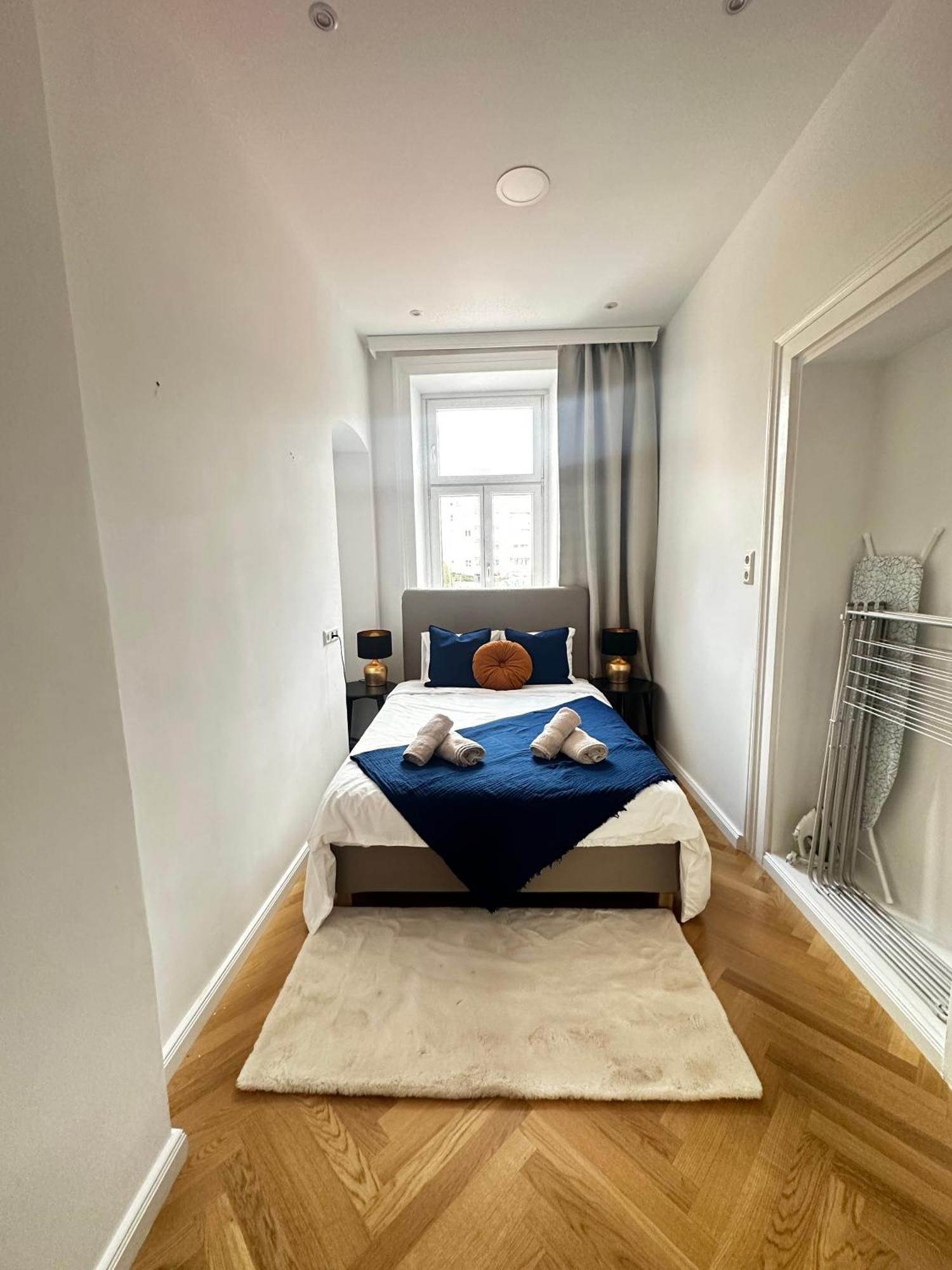 Luxury 3 Bedroom Apartment Near Schoenbrunn Palace ウィーン エクステリア 写真