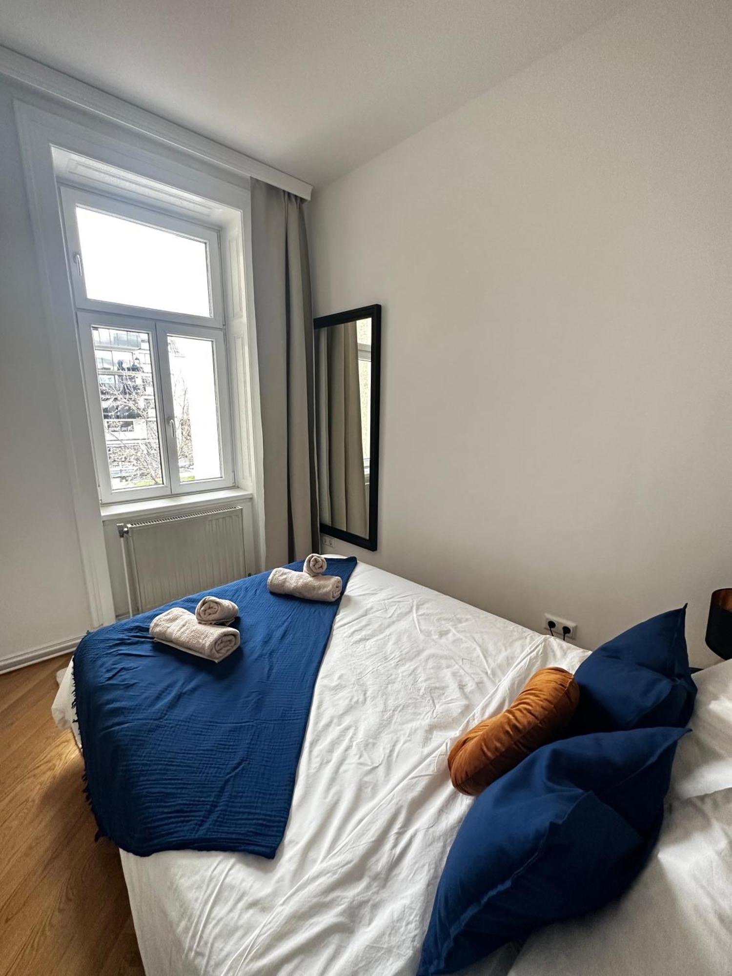 Luxury 3 Bedroom Apartment Near Schoenbrunn Palace ウィーン エクステリア 写真