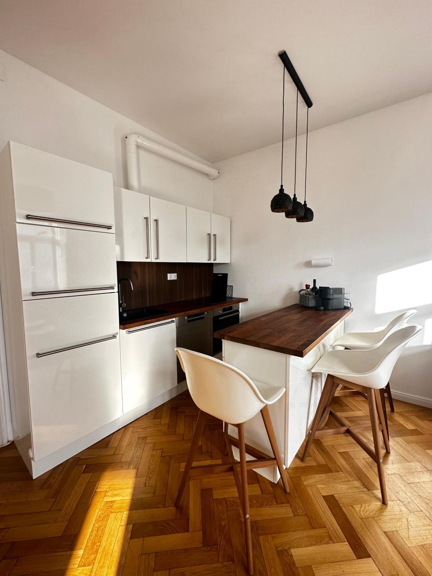 Luxury 3 Bedroom Apartment Near Schoenbrunn Palace ウィーン エクステリア 写真
