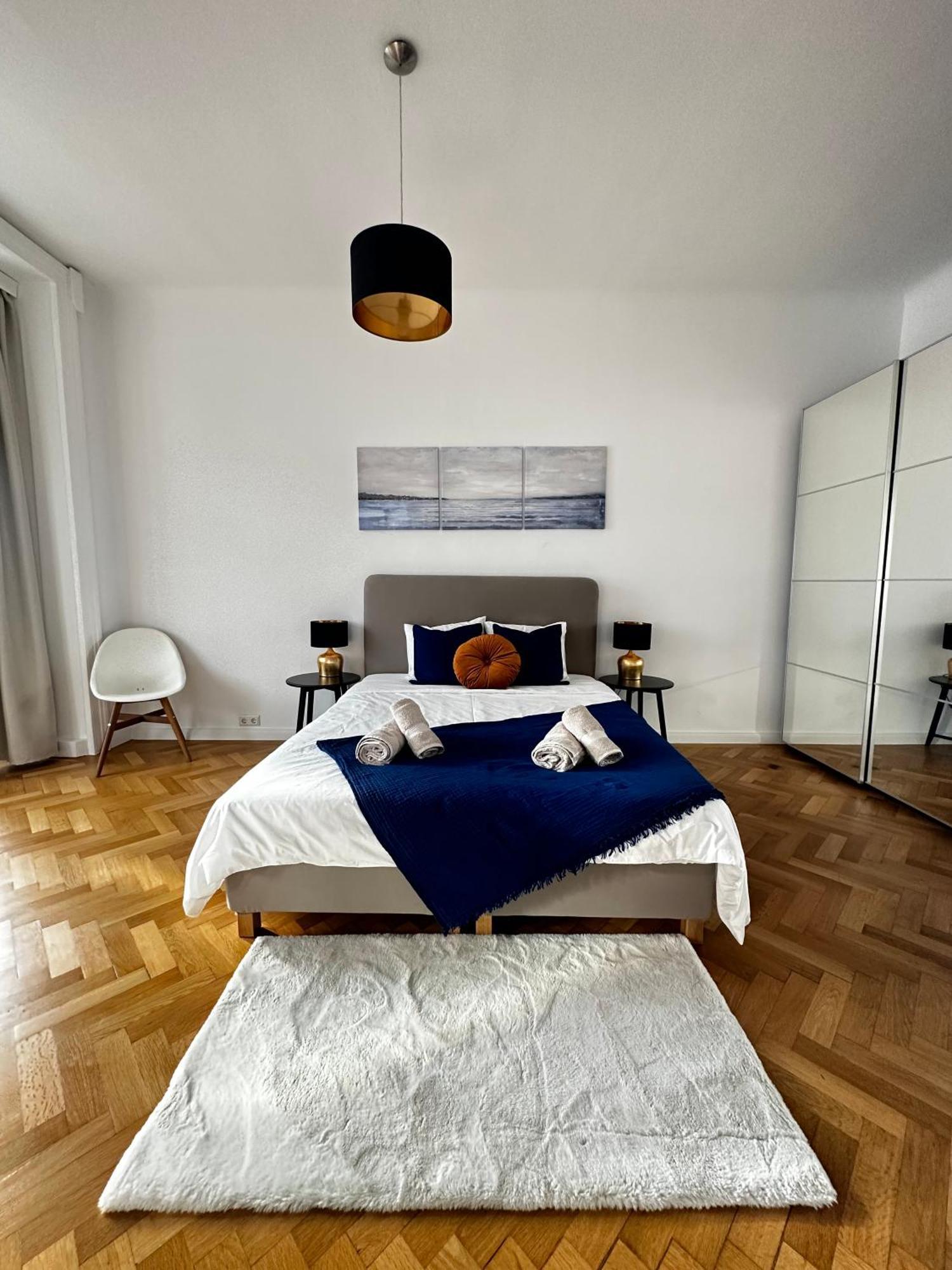 Luxury 3 Bedroom Apartment Near Schoenbrunn Palace ウィーン エクステリア 写真